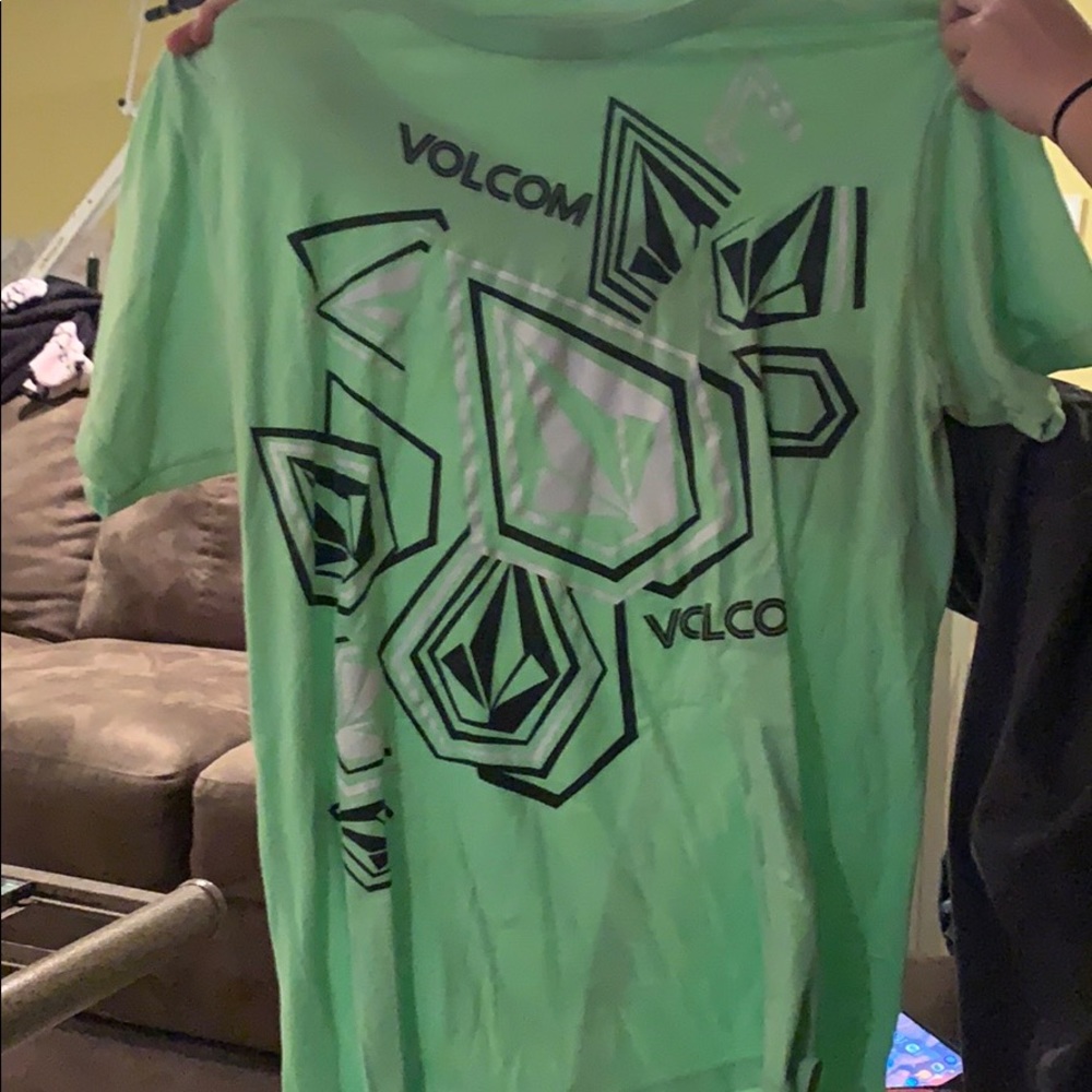Green shirt